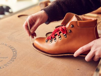 Studio Rosanne Bergsma in Arnhem maakt ambachtelijke schoenen.